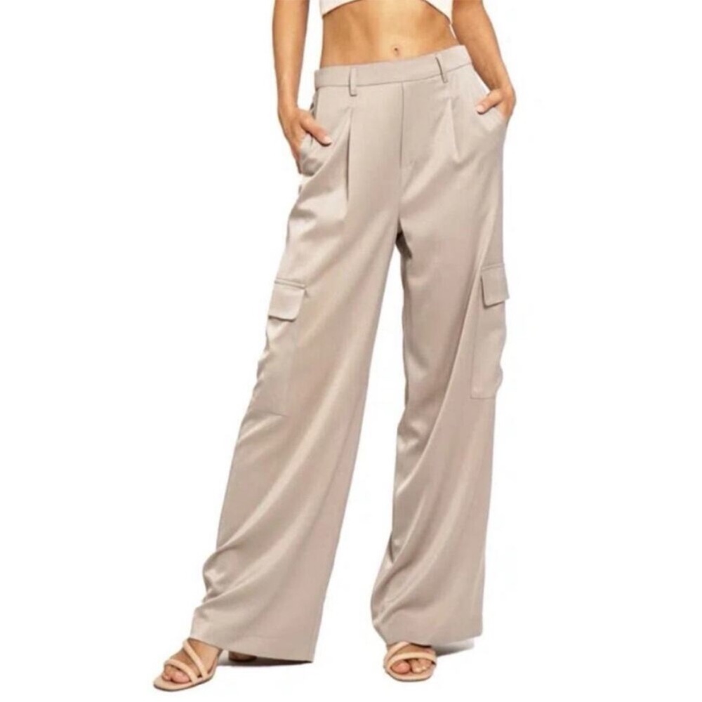 #2890 NWOT know.one.cares Satin Khaki Cargo Pants